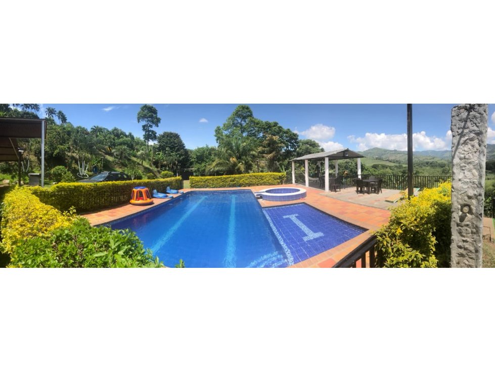 FINCA EN LAS MARGARITAS - PARA 20 PERSONAS - 2
