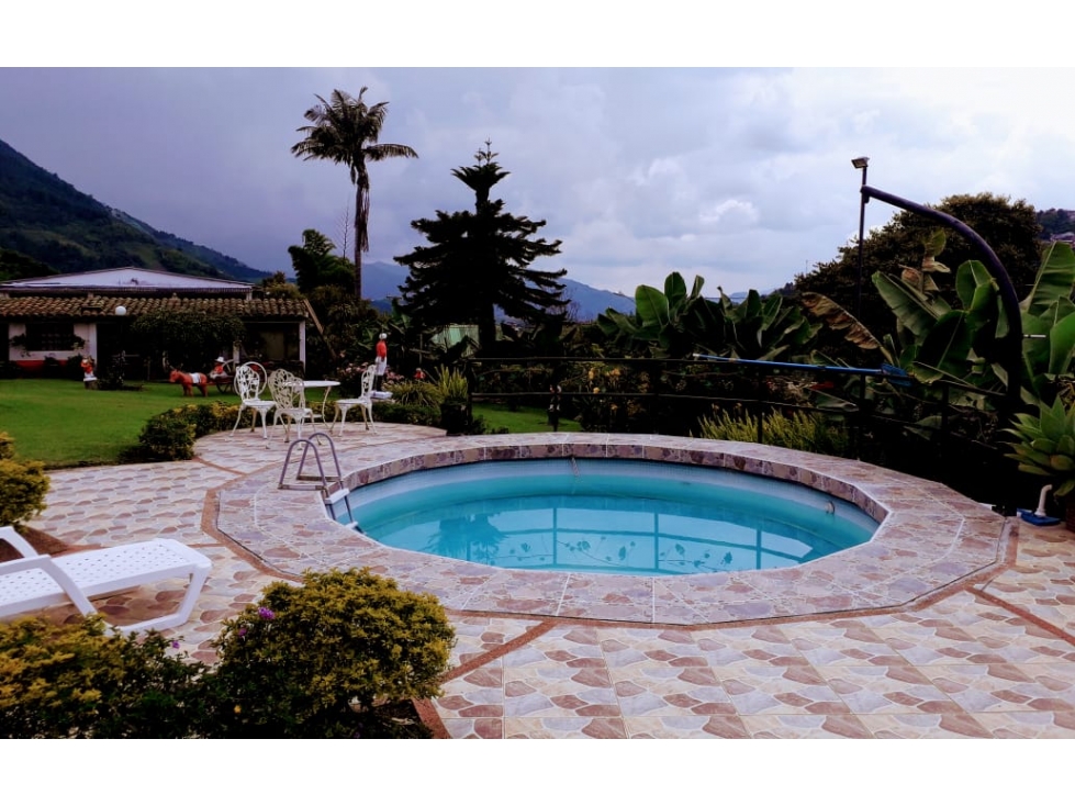 FINCA EN VILLAMARIA CAP 17 TARIFA MINIMA 10 PAX - 4