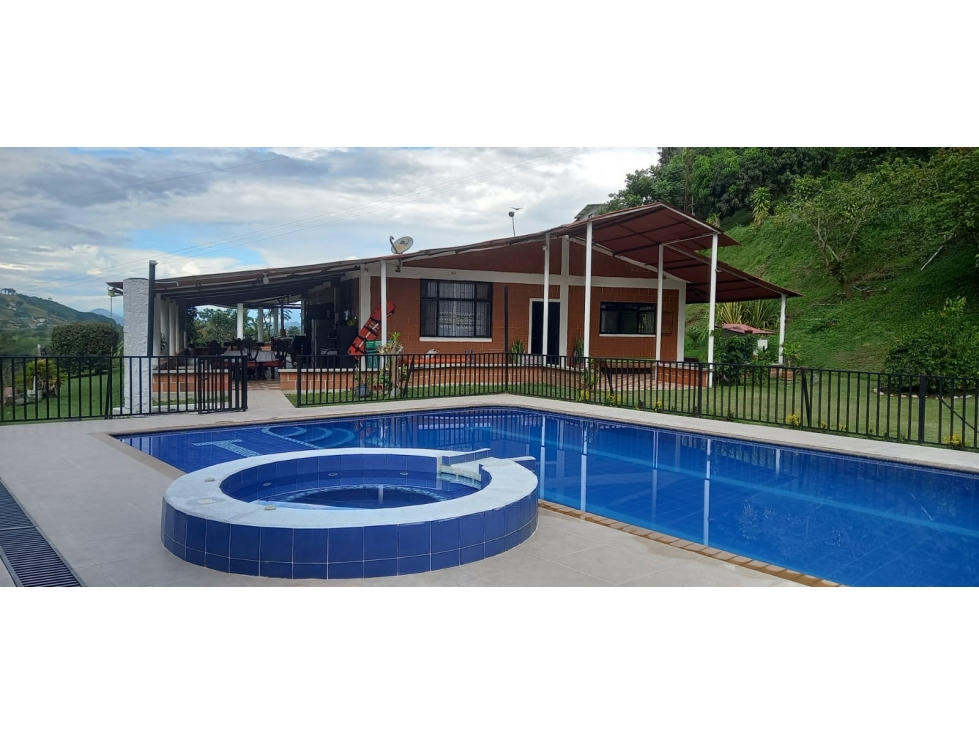 FINCA EN LAS MARGARITAS - PARA 20 PERSONAS - 3