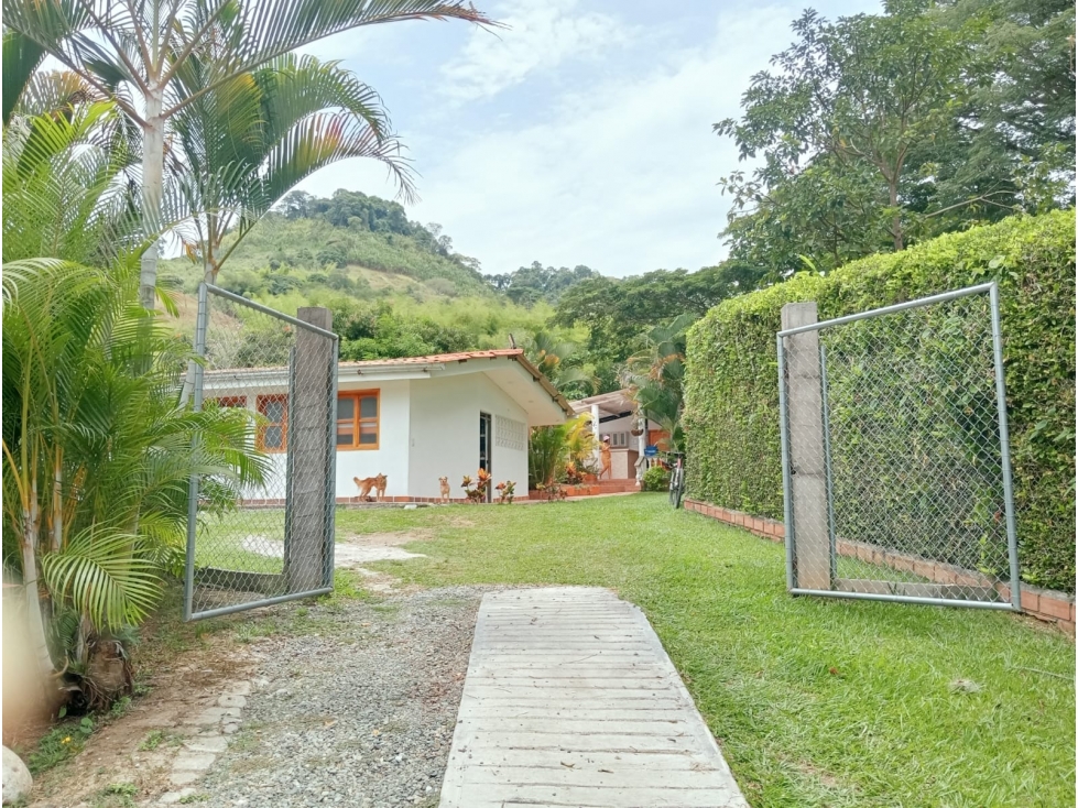 FINCA PARA ALQUILAR EN SANTAGUEDA CAP 25 - 40 PAX - 5