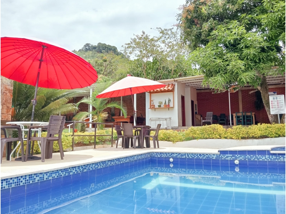 FINCA PARA ALQUILAR EN SANTAGUEDA CAP 25 - 40 PAX - 6
