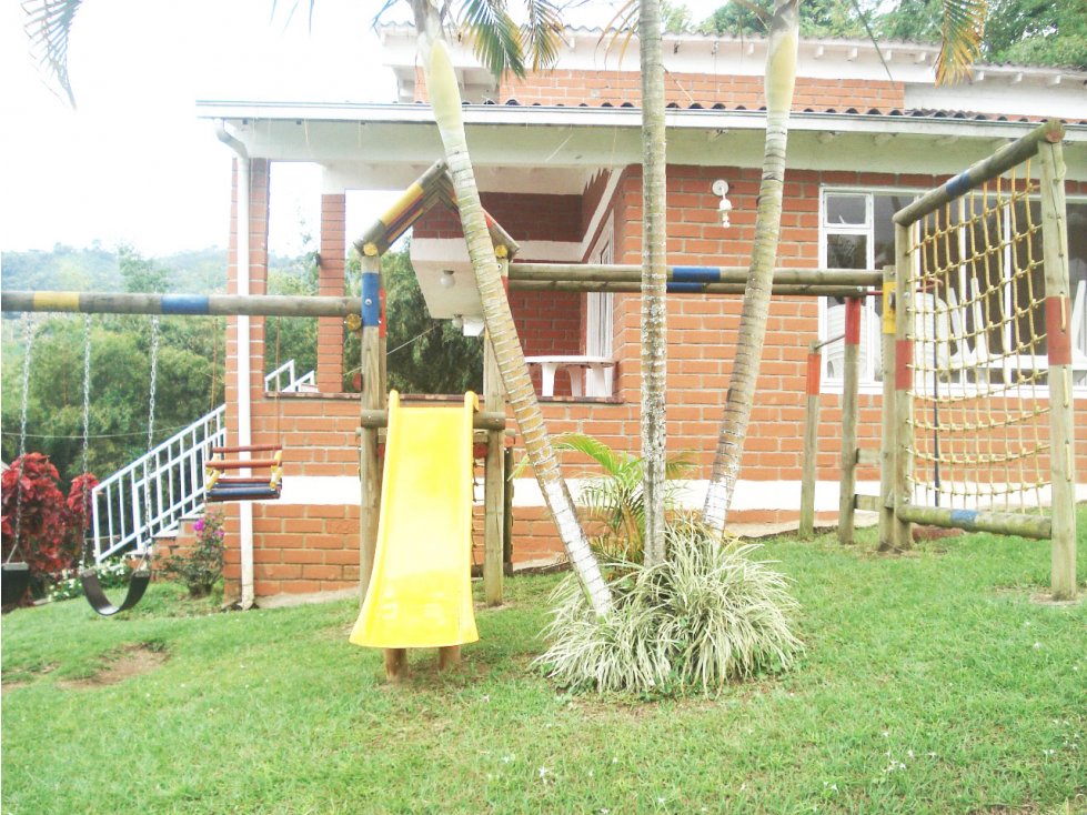 FINCA EN SANTAGUEDA DE 10 A 30 PAX - TARIFA MIN 10 PAX - 5