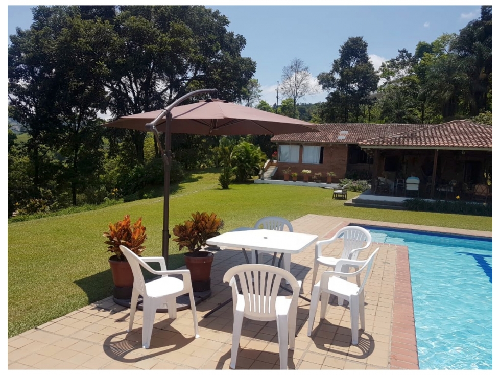 FINCA EN SANTAGUEDA - CAPACIDAD MÁXIMA 14 PERSONAS - 4