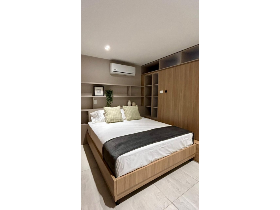 APARTAESTUDIOS CON JACUZZI PRIMER PARQUE DE LAURELES — foto 4