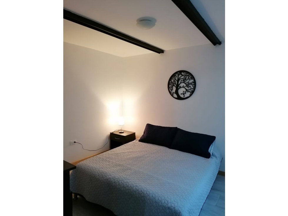 APARTAMENTO DÚPLEX AMOBLADO EN ARRIENDO-CERCA DE LA 70 — foto 2