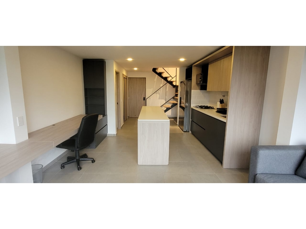 Hermoso Apartaestudio Dúplex Amoblado en el Poblado