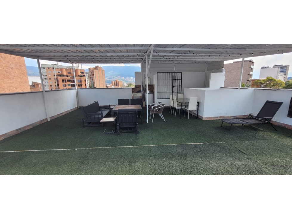 ARRIENDO APARTAMENTO AMOBLADO CON TERRAZA EN LAURELES ESTADIO — foto 2