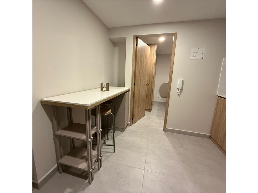 APARTAMENTO DUPLEX AMOBLADO CON TERRAZA EN ARRIENDO LAURELES ESTADIO — foto 6