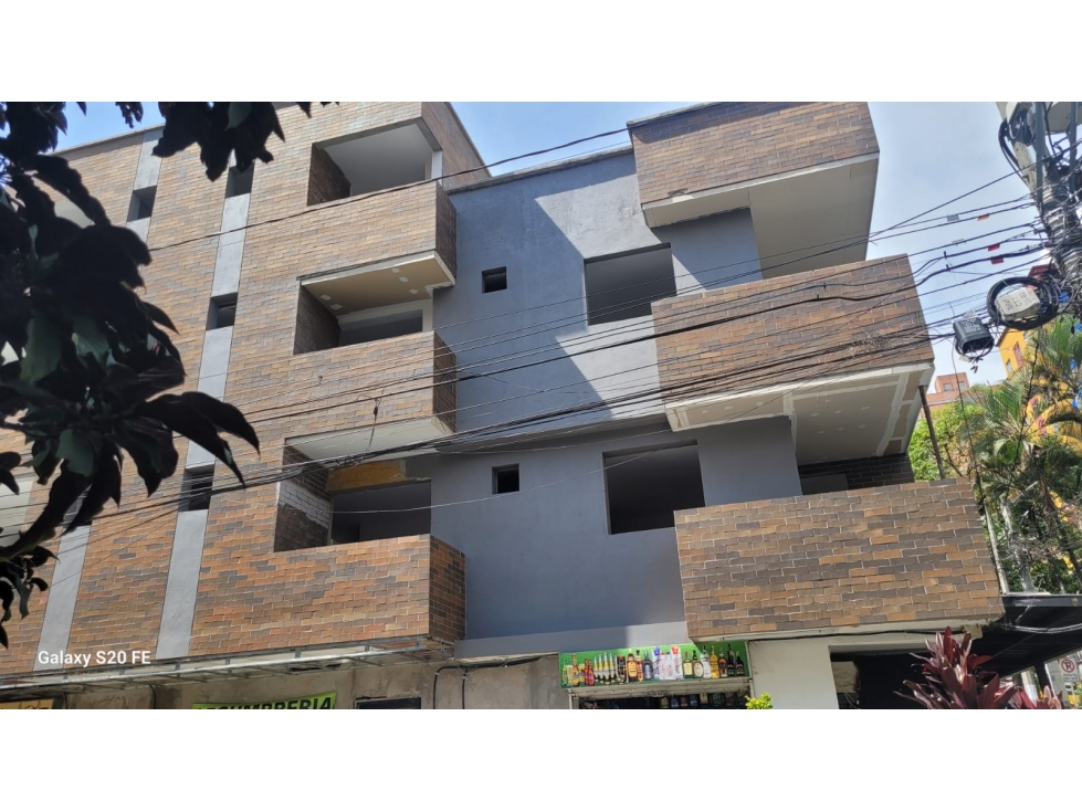 APARTAESTUDIOS AMOBLADOS CENTRO COMERCIAL LOS MOLINOS — foto 2