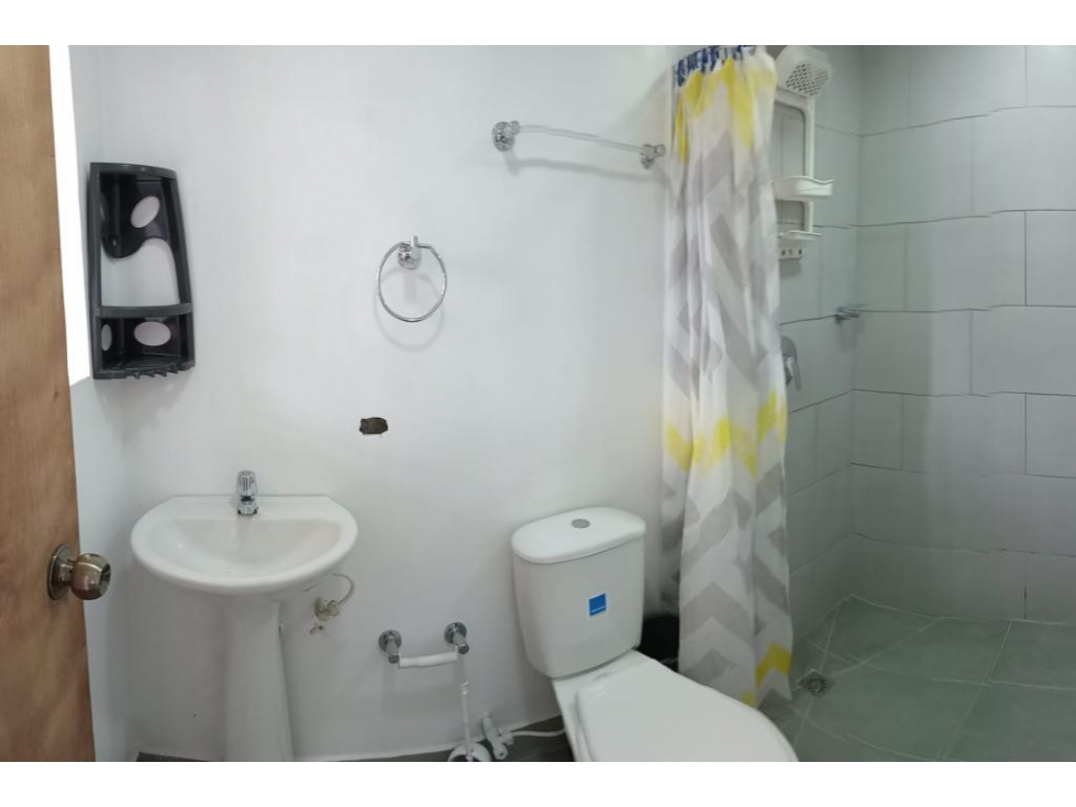 APARTAMENTO AMOBLADO EN ARRIENDO CERCA DE LA 70 Y DEL ESTADIO — foto 5