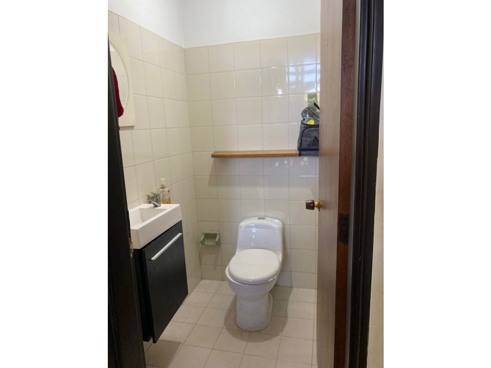 CASA CON LOTE COMERCIAL DE 5000M EN VENTA ALTO DE LAS PALMAS POBLADO — foto 5