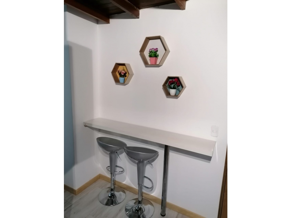 APARTAMENTO DÚPLEX AMOBLADO EN ARRIENDO-CERCA DE LA 70 — foto 3