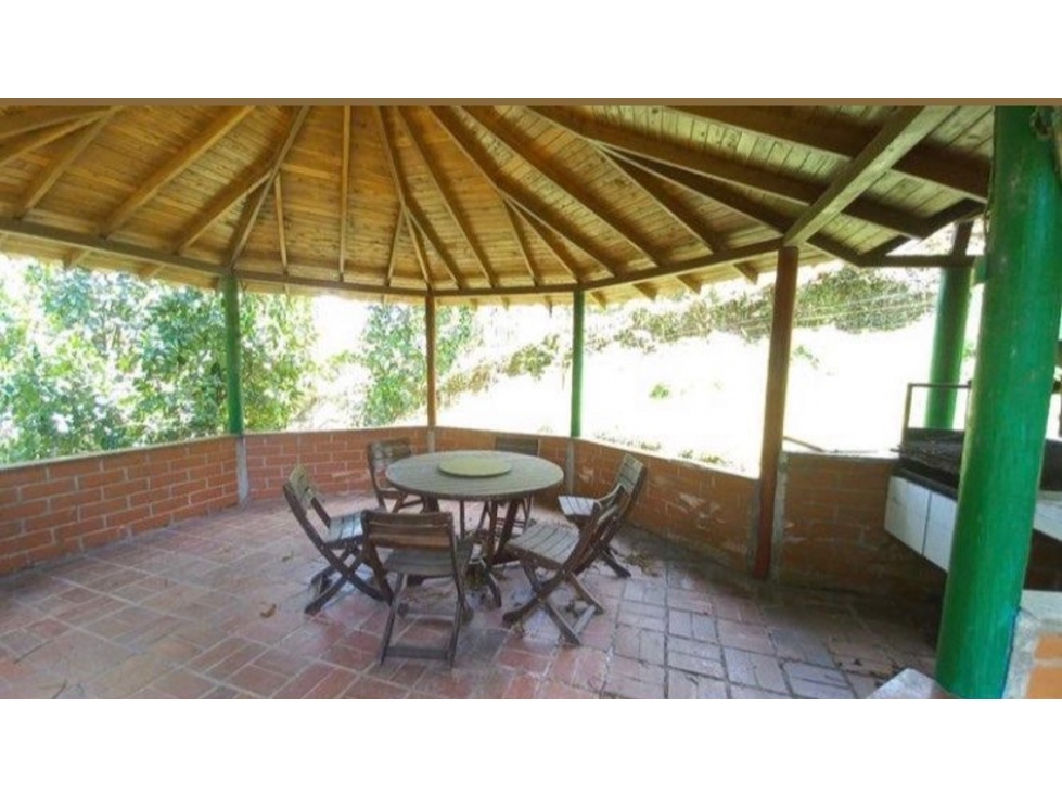 CASA CON LOTE COMERCIAL DE 5000M EN VENTA ALTO DE LAS PALMAS POBLADO — foto 6
