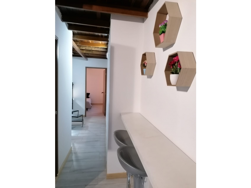 APARTAMENTO DÚPLEX AMOBLADO EN ARRIENDO-CERCA DE LA 70 — foto 4