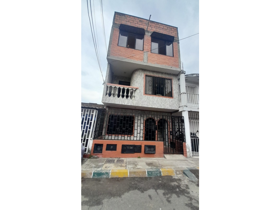 Excelente oportunidad de inversión Casa en venta al oriente de Cali