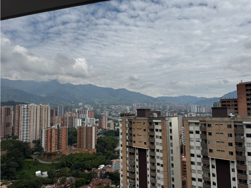 APARTAMENTO EN VENTA EN SABANETA SECTOR LA DOCTORA — foto 4