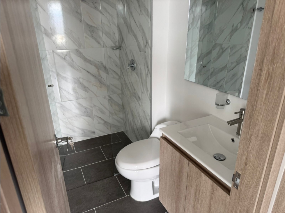 APARTAMENTO EN VENTA EN SABANETA SECTOR LA DOCTORA — foto 6