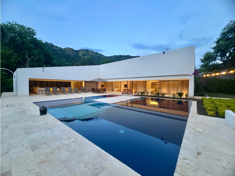 FINCA EN VENTA EN SANTA FE DE ANTIOQUIA - 1