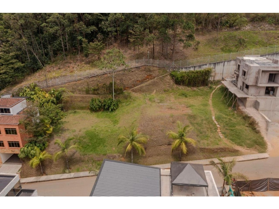 LOTE EN VENTA EN SECTOR COLA DEL ZORRO EL POBLADO