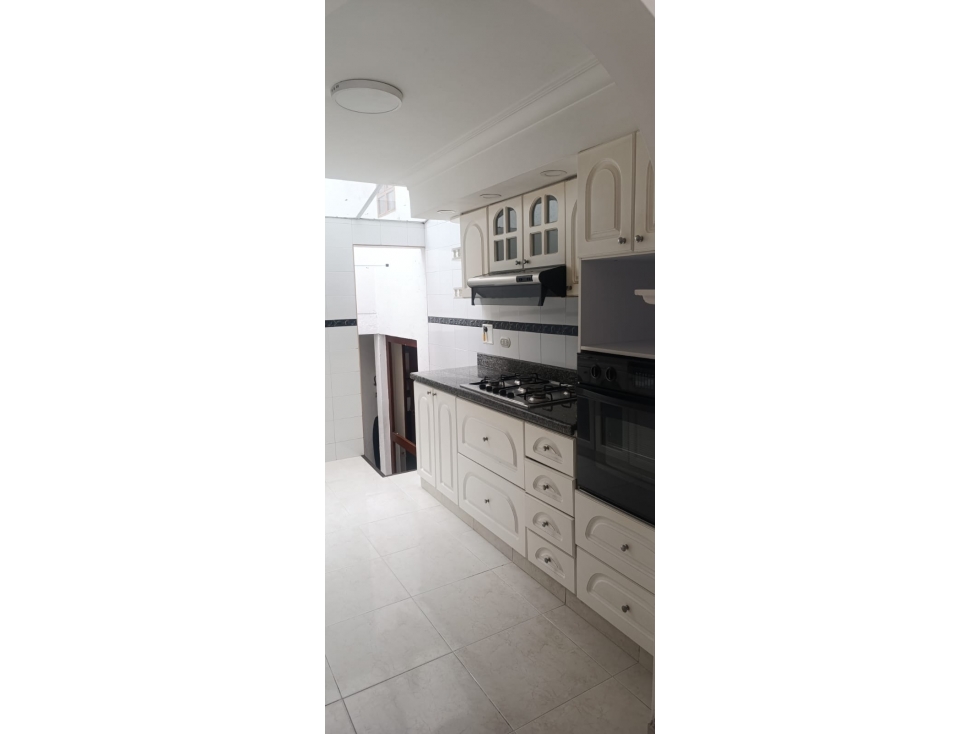 CASA EN VENTA EN LOMA DEL ESCOBERO ENVIGADO