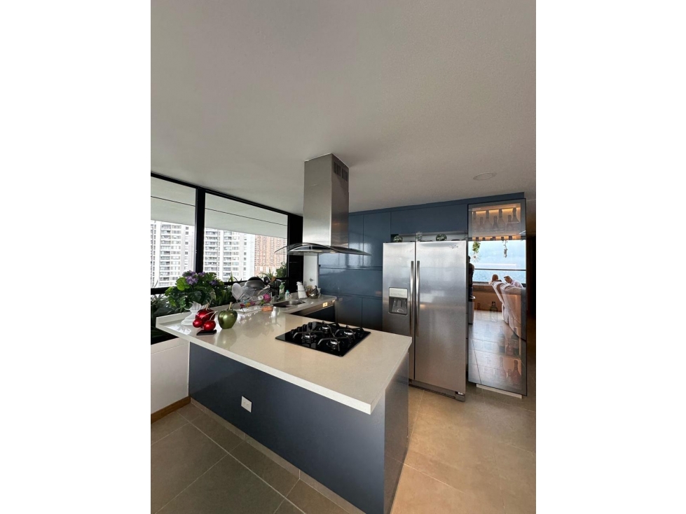 SE VENDE APARTAMENTO EN EL POBLADO SECTOR PALMAS