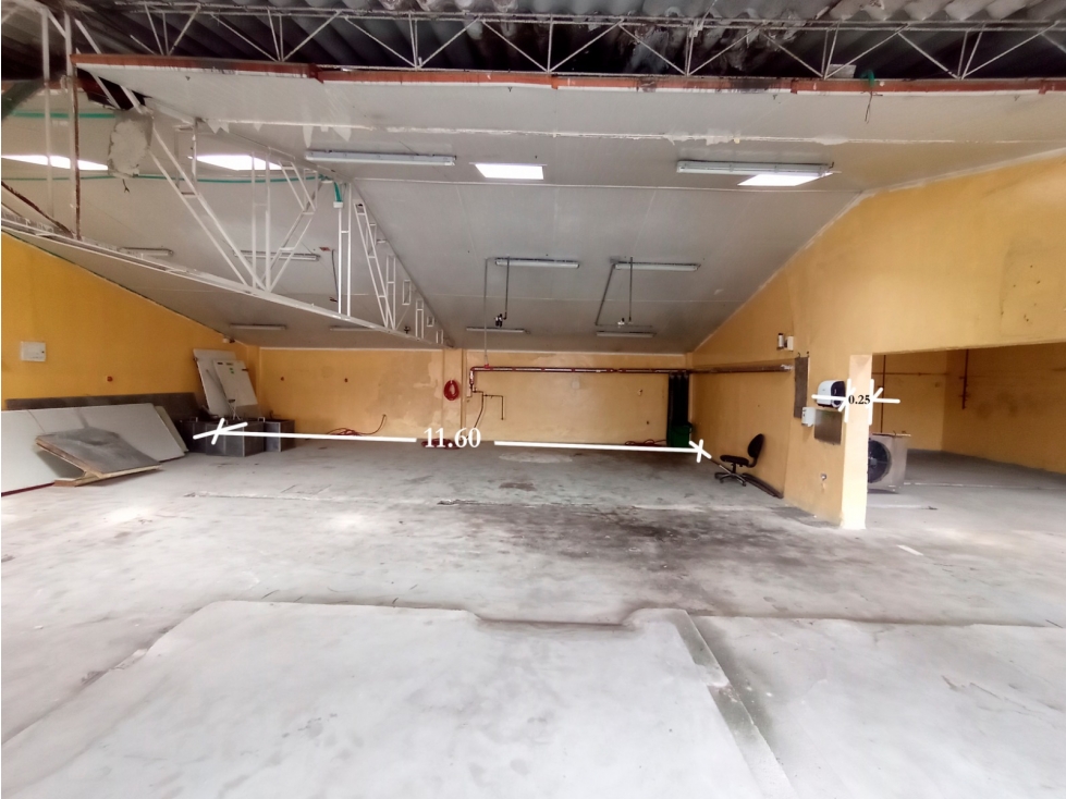 BODEGA EN VENTA EN ZONA INDUSTRIAL DE GUAYABAL — foto 2