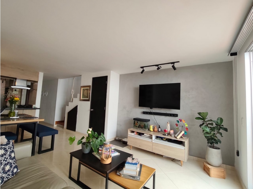 CASA EN VENTA EN ENVIGADO LAS ANTILLAS