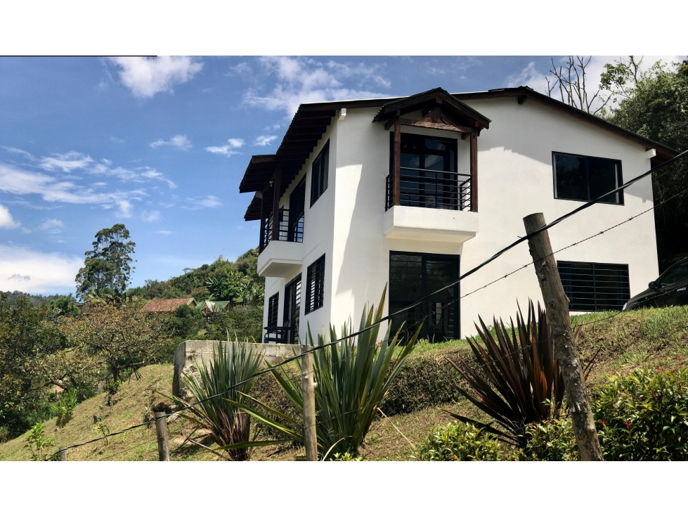 CASA FINCA EN VENTA EN MARINILLA