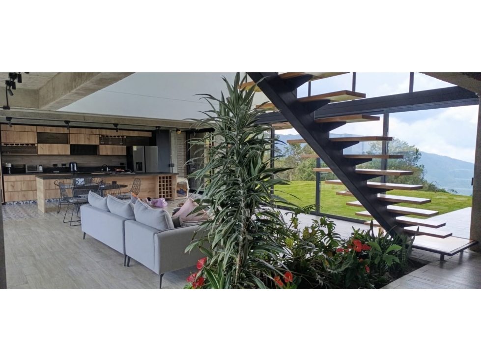 CASA EN VENTA EN ALTO DEL ESCOBERO — foto 2