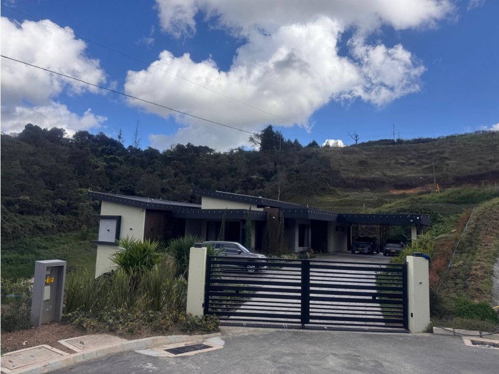 CASA EN VENTA EN GUARNE VEREDA EL MOSQUITO - 4