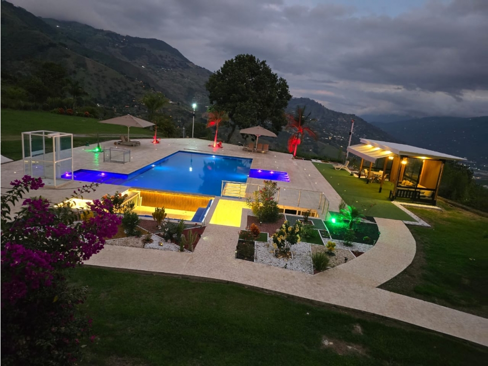 SE VENDE FINCA EN COPACABANA — foto 2