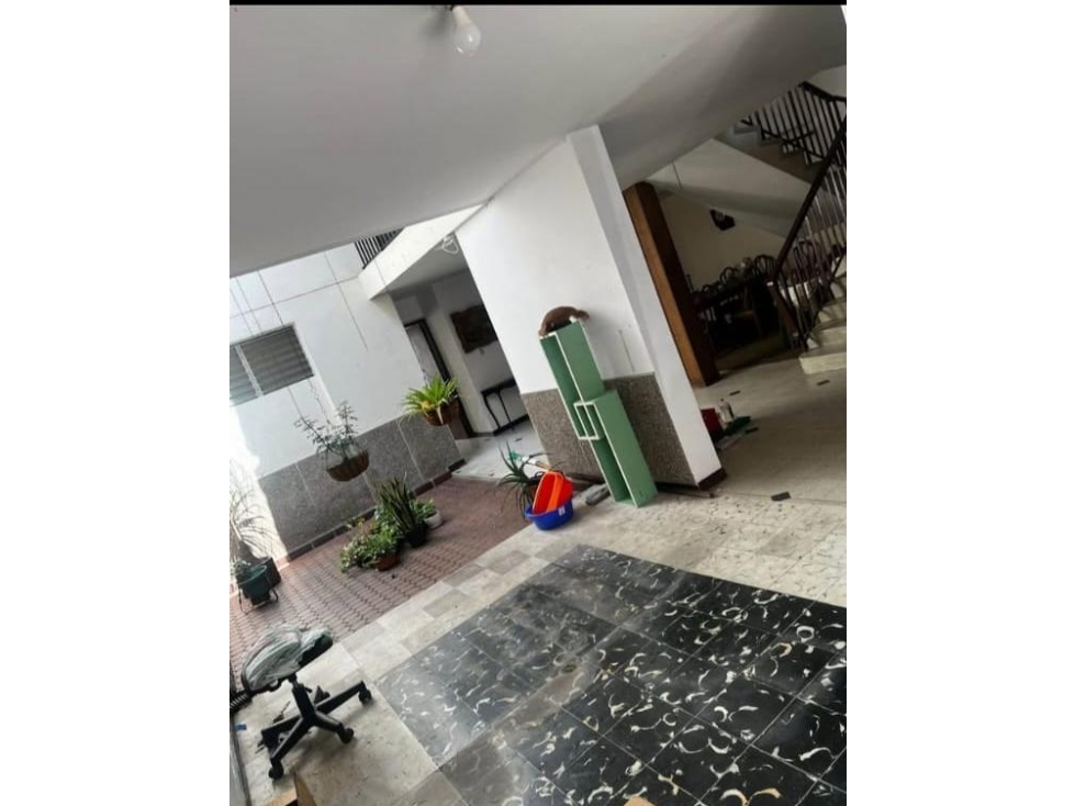 CASA LOTE EN VENTA EN LAURELES SIMON BOLIVAR — foto 2