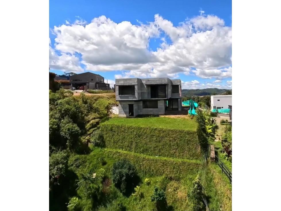 CASA EN VENTA EN LOMA DEL ESCOBERO CON EL 70% DE AVANCE DE CONTRUCCION — foto 2