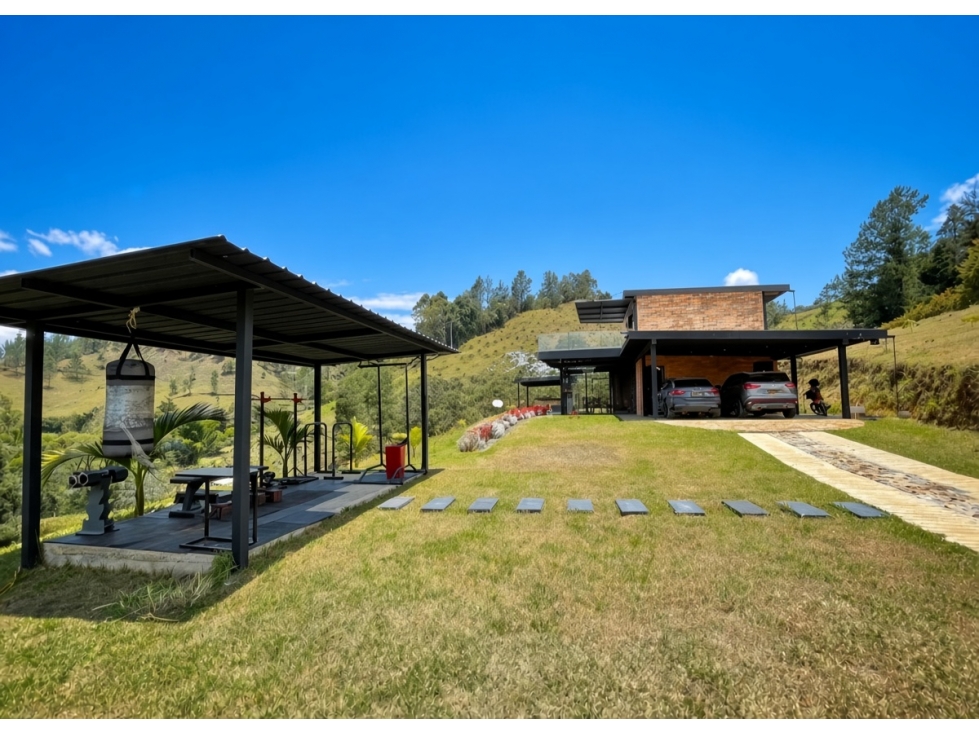 CASA FINCA EN VENTA EN EL RETIRO SECTOR CHUSCAL — foto 2