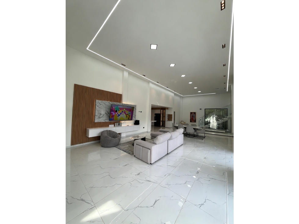 VENTA DE CASA FINCA EN EL ORIENTE ANTIOQUEÑO SECTOR LA PORQUERA — foto 2
