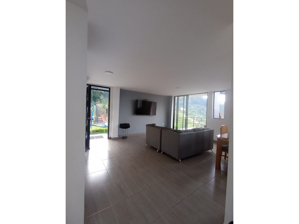 CASA EN VENTA EN BELEN JARDIN — foto 3