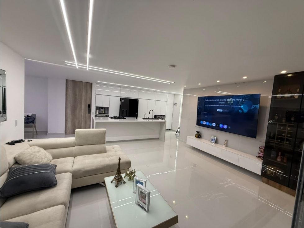 APARTAMENTO EN VENTA EN CIUDAD DEL RIO EL POBLADO