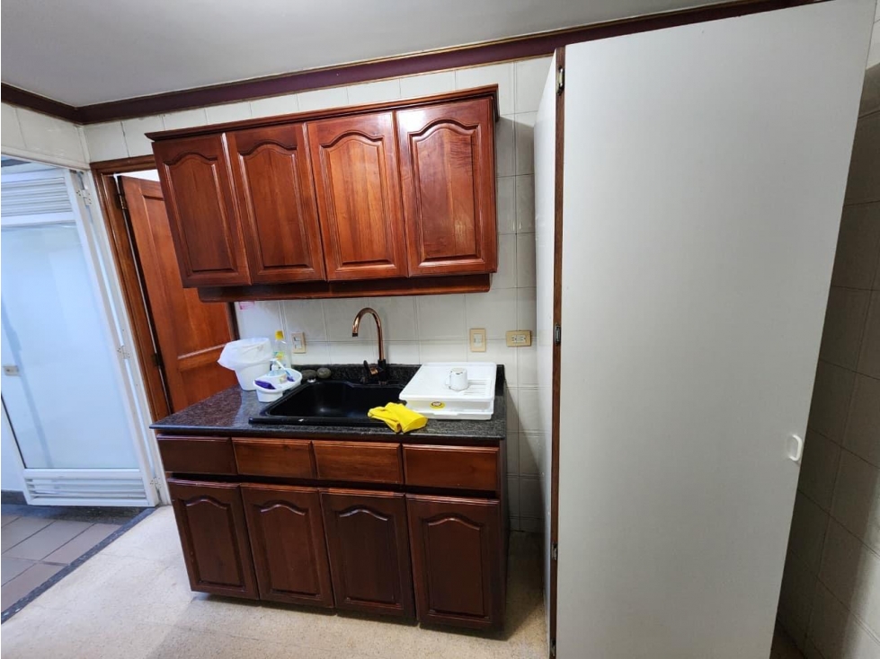 CASA EN VENTA EN ENVIGADO EL ESMERALDAL — foto 3