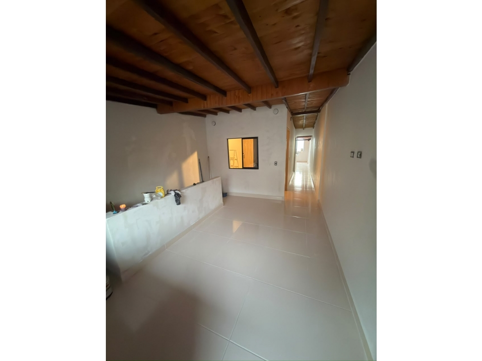 APARTAMENTO EN VENTA EN MANRIQUE SANTA INES — foto 3