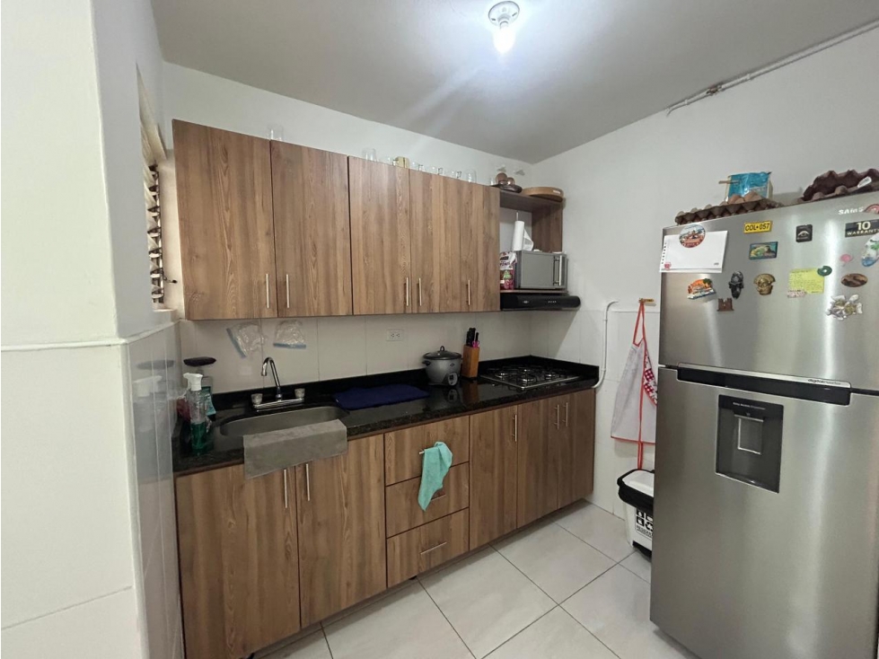 APARTAMENTO EN VENTA EN ITAGUI CERCA AL PARQUE — foto 3