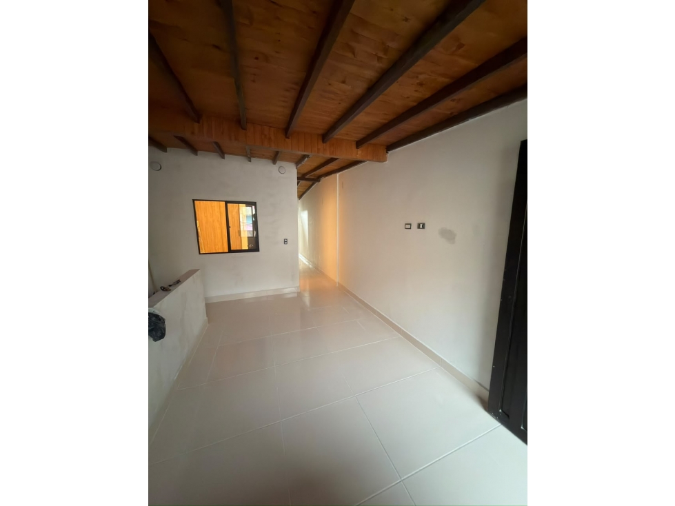 APARTAMENTO EN VENTA EN MANRIQUE SANTA INES — foto 4