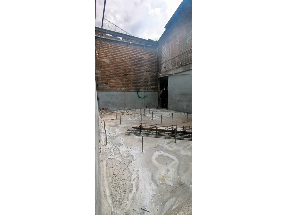 BODEGA EN VENTA EN SABANETA - 4