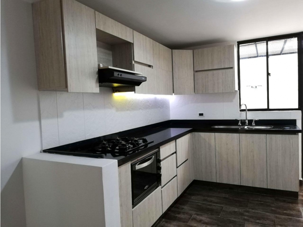 CASA EN VENTA EN MARINILLA