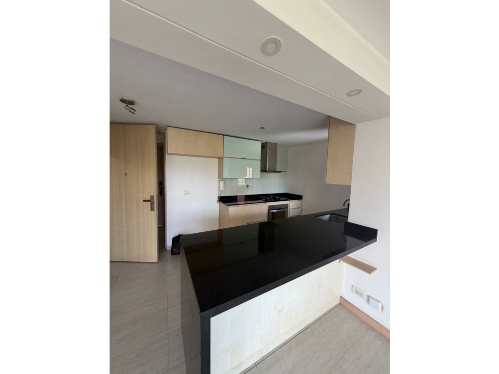 APARTAMENTO EN VENTA EN LOMA DE LOS BERNAL — foto 3