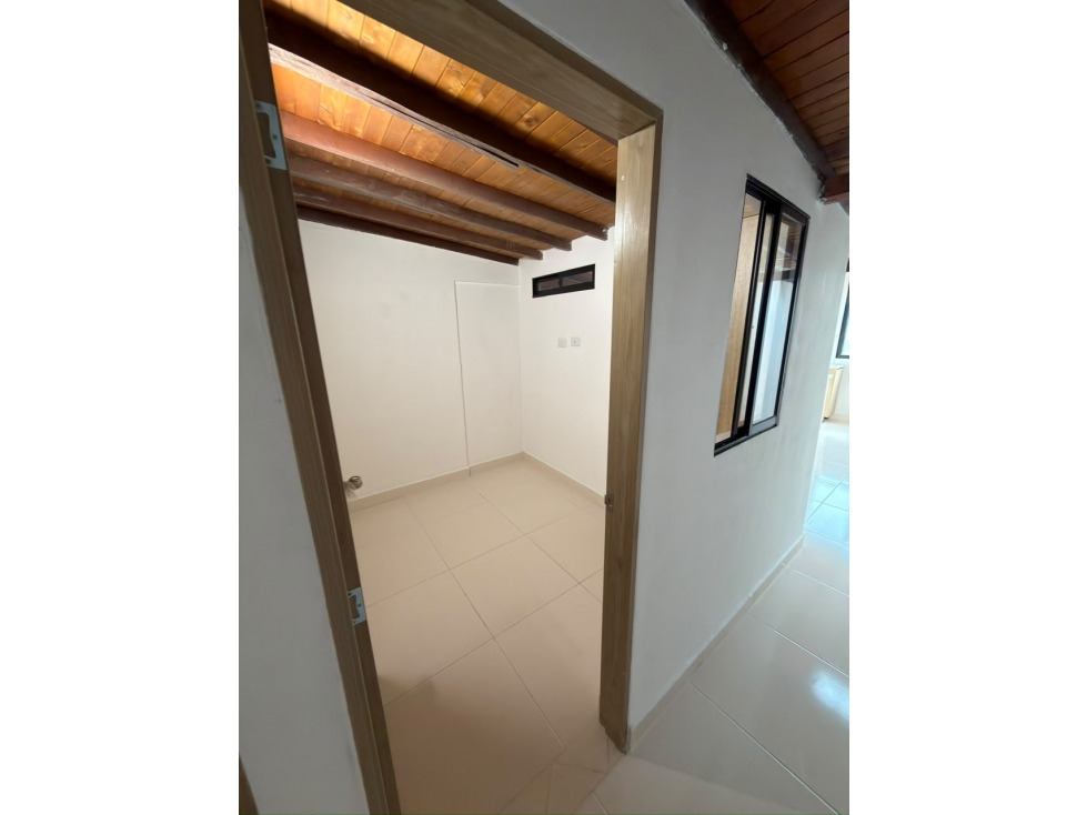 APARTAMENTO EN VENTA EN MANRIQUE SANTA INES — foto 5