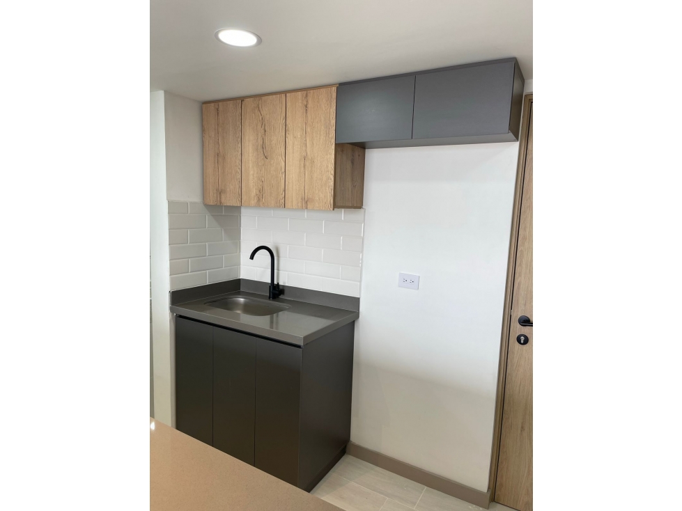 APARTAMENTO EN VENTA EN SABANETA SECTOR MARIA AUXILIADORA — foto 6