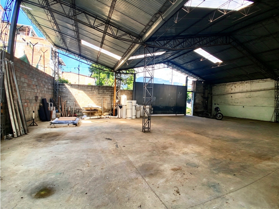 BODEGA EN VENTA EN CALDAS - 6