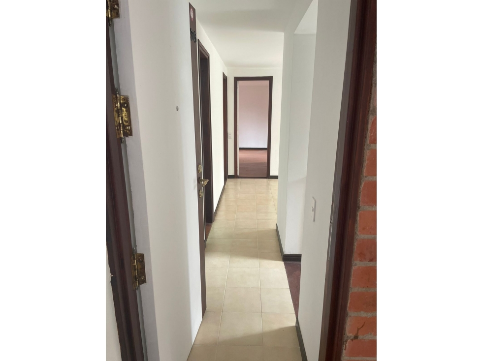 APARTAMENTO EN VENTA EN EL POBLADO SECTOR LOMA DE SAN JULIAN — foto 4