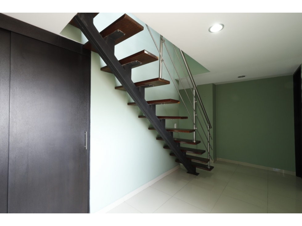 VENTA DE APARTAMENTO DUPLEX EN LAURELES — foto 6