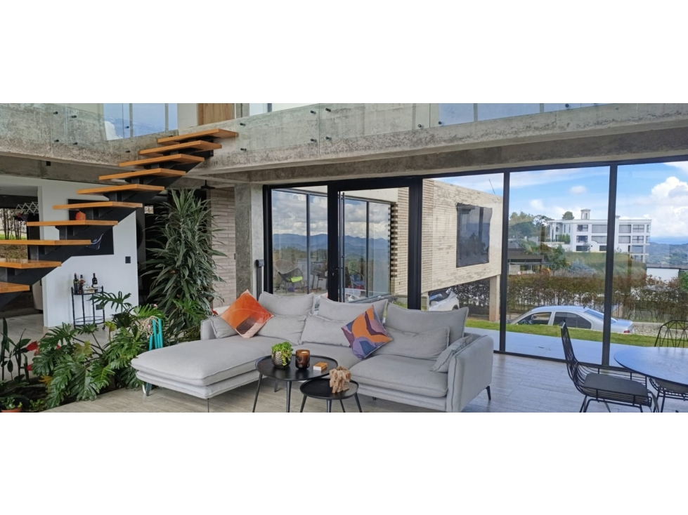 CASA EN VENTA EN ALTO DEL ESCOBERO — foto 3
